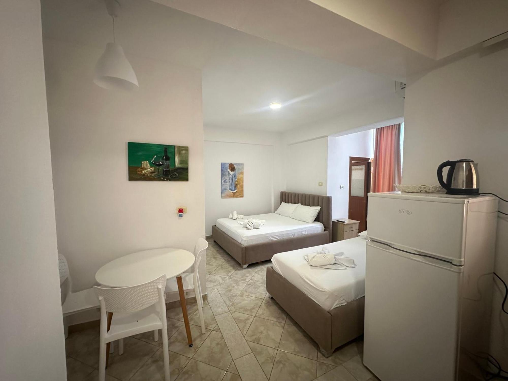 Skenderi Apartments Ksamil Bagian luar foto